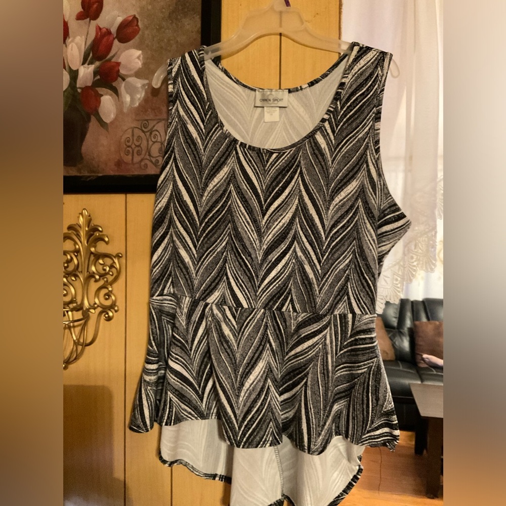 Women’s blouse